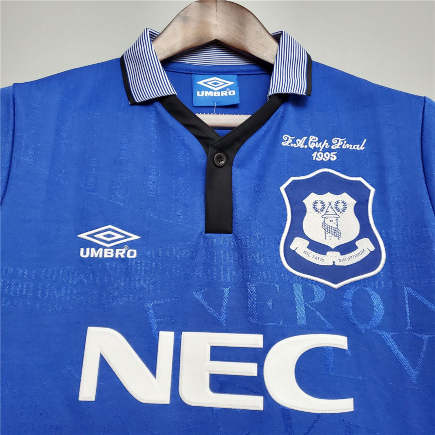 Camiseta de local del Everton 1994/95