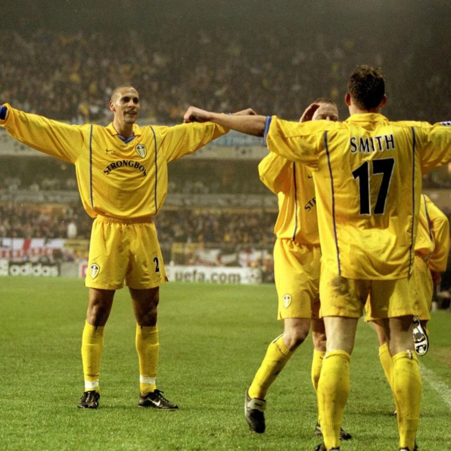 Leeds United Away Shirt 2000/02