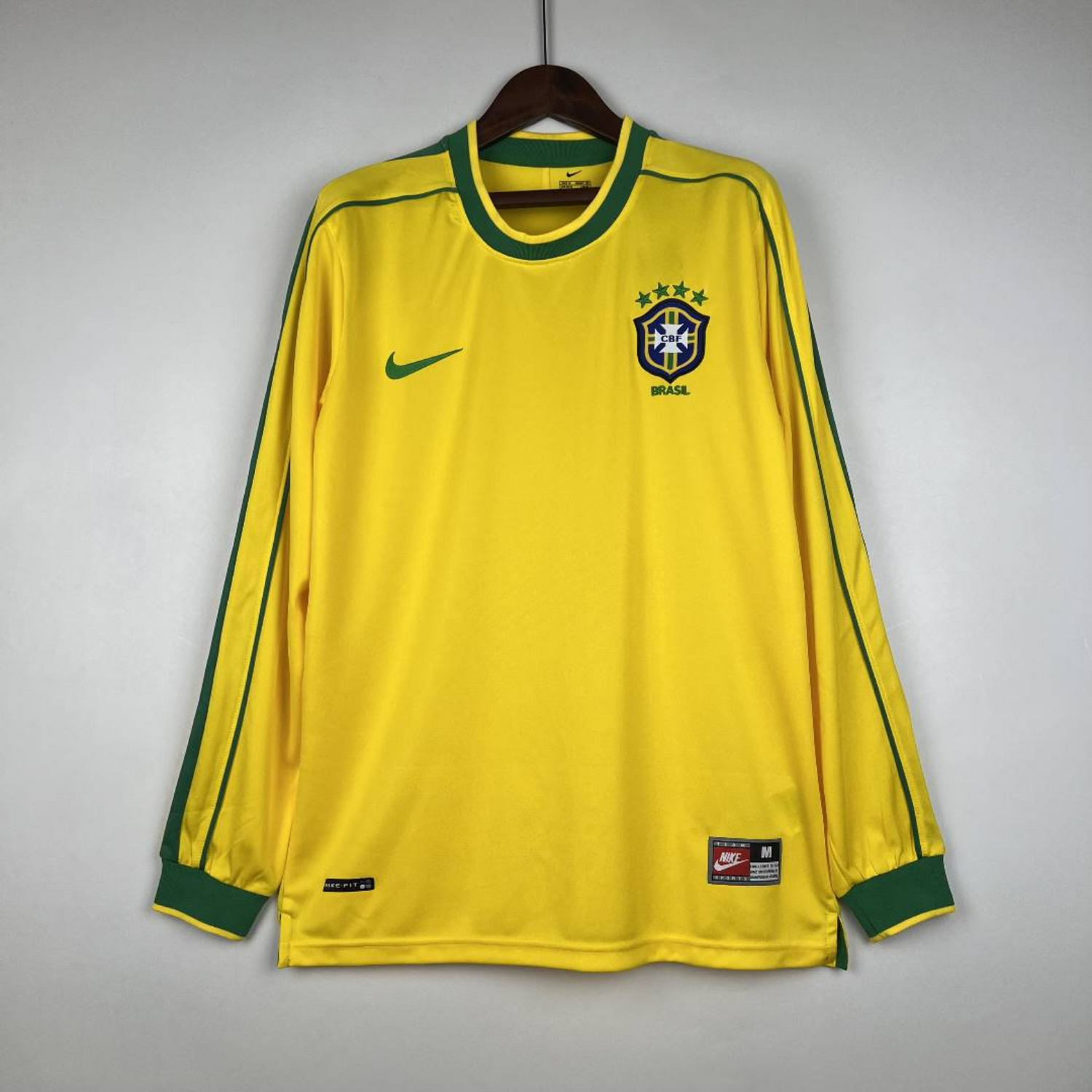 Camiseta de local de Brasil 1998