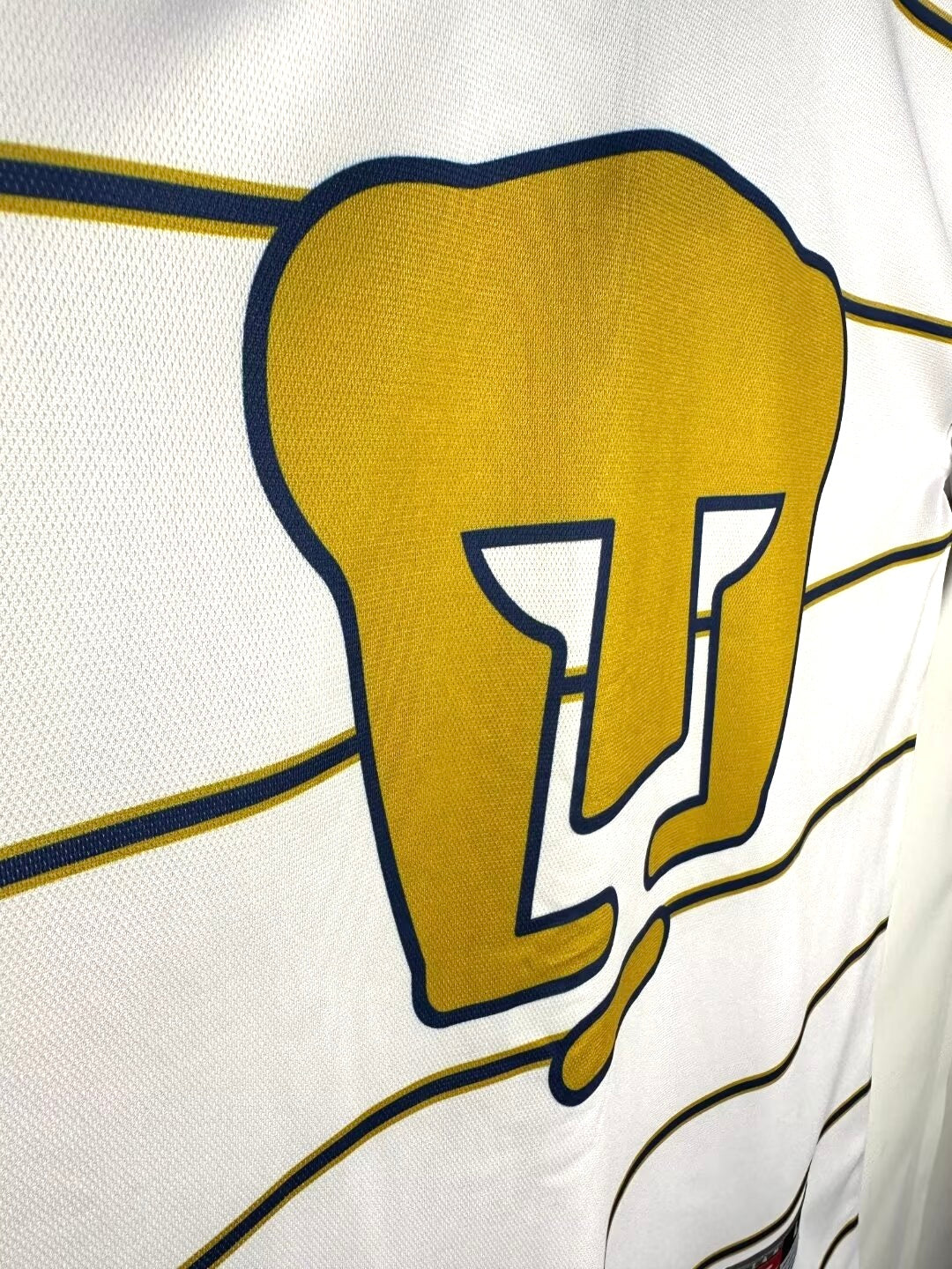 Pumas UNAM Away Shirt - 1997-1998