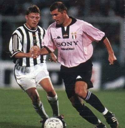 Juventus Away Shirt - 1997-1998